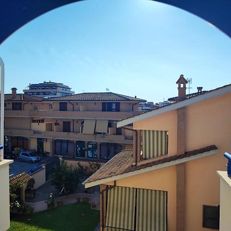 פיומיצ'ינו Red Lux Apartment מראה חיצוני תמונה