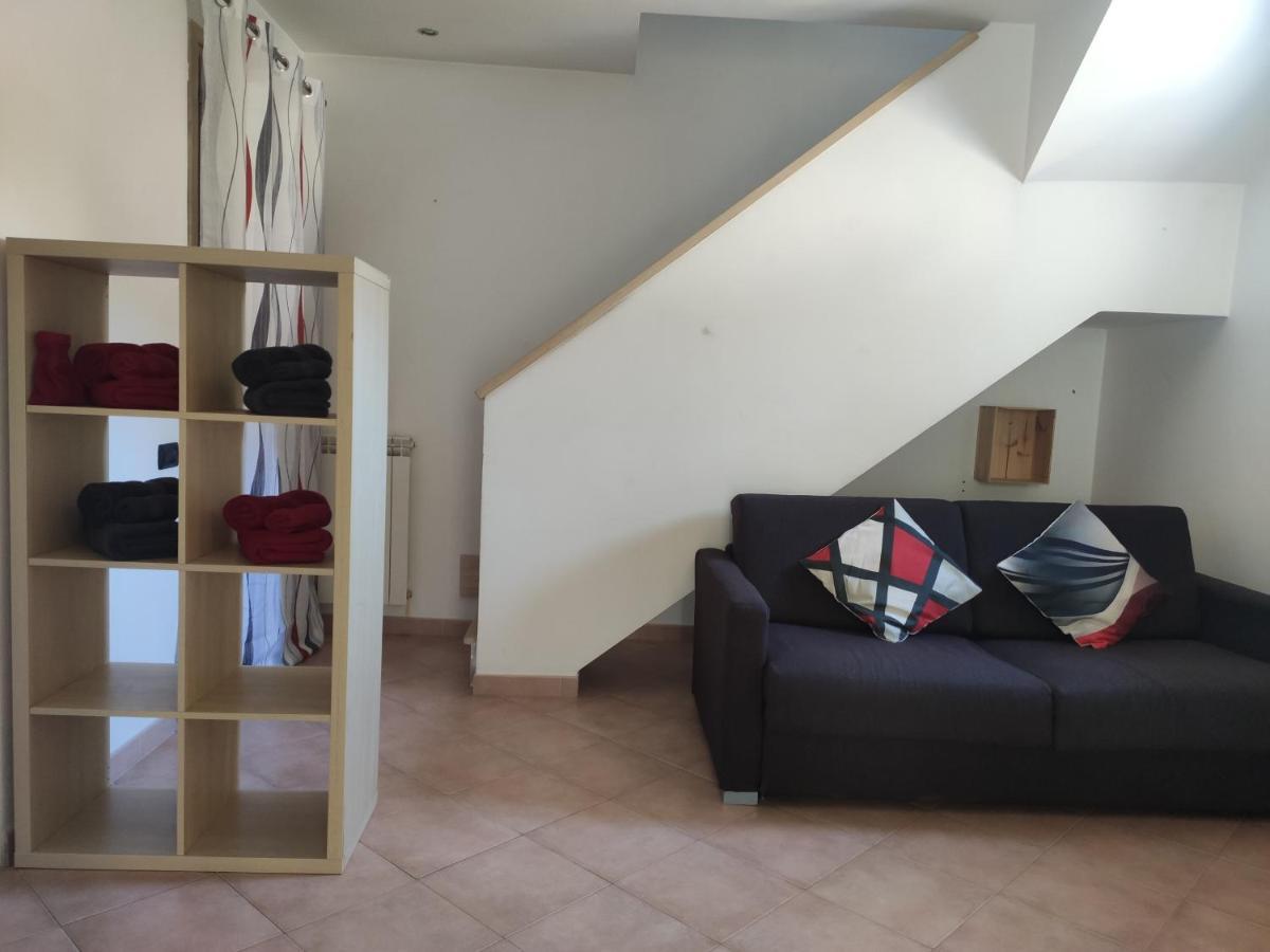 פיומיצ'ינו Red Lux Apartment מראה חיצוני תמונה
