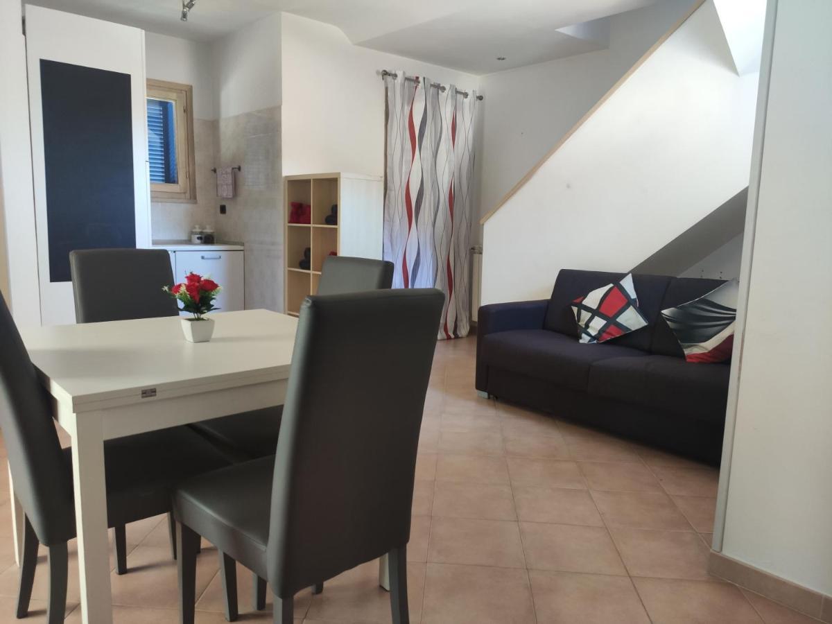 פיומיצ'ינו Red Lux Apartment מראה חיצוני תמונה