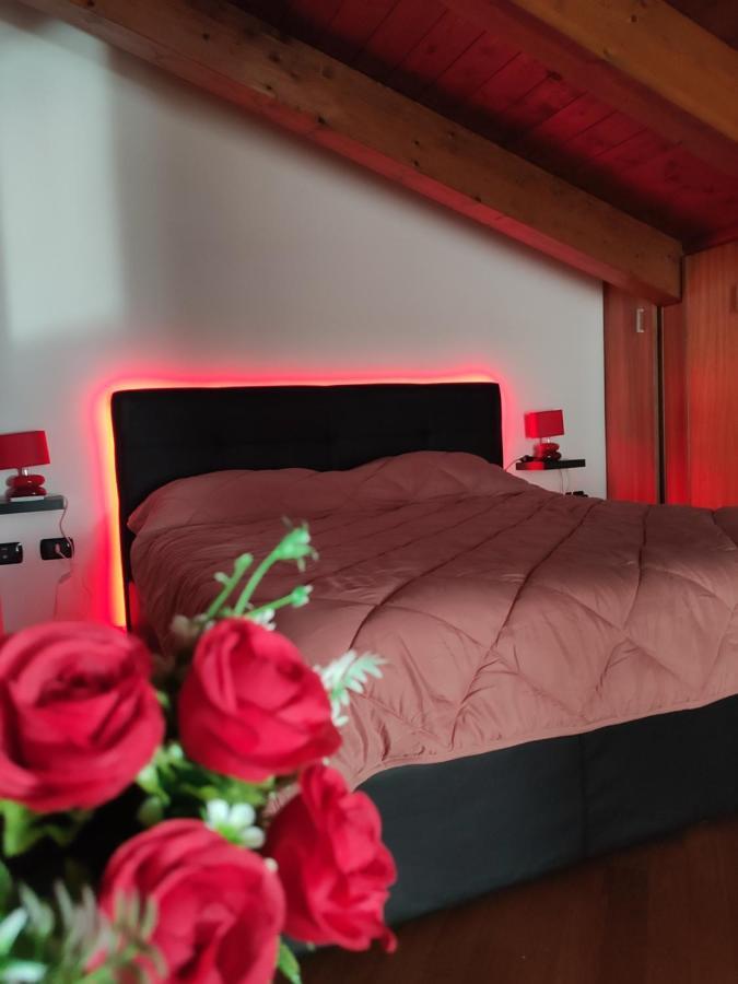 פיומיצ'ינו Red Lux Apartment מראה חיצוני תמונה
