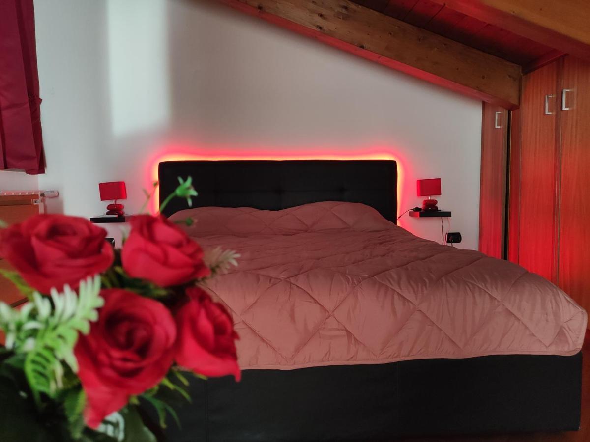 פיומיצ'ינו Red Lux Apartment מראה חיצוני תמונה