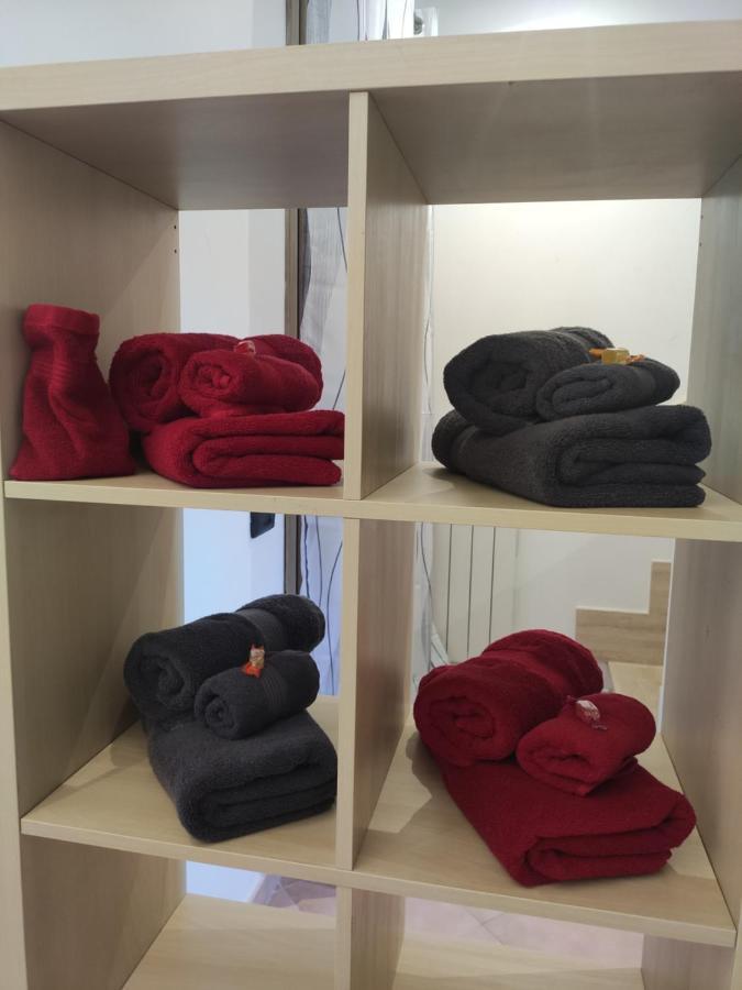 פיומיצ'ינו Red Lux Apartment מראה חיצוני תמונה