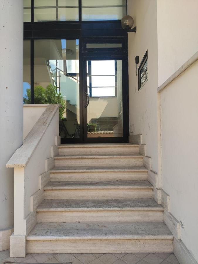 פיומיצ'ינו Red Lux Apartment מראה חיצוני תמונה