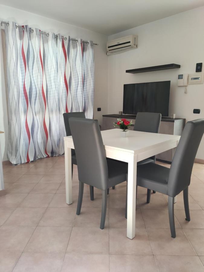 פיומיצ'ינו Red Lux Apartment מראה חיצוני תמונה